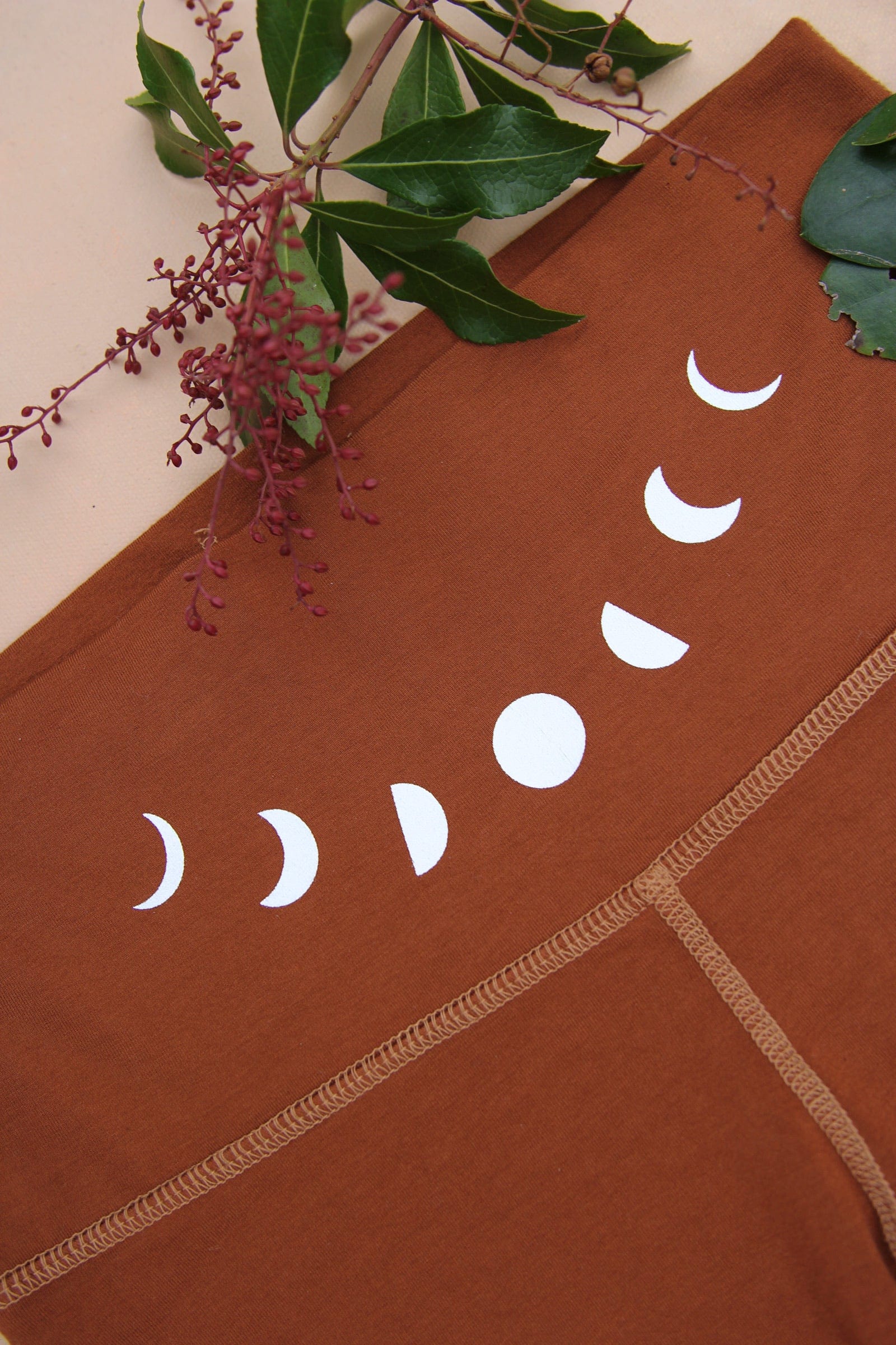 Redwood Moon Leggings - Image 3